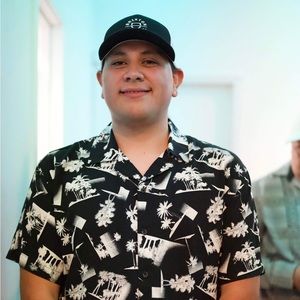 Meet your Posher, Marcos